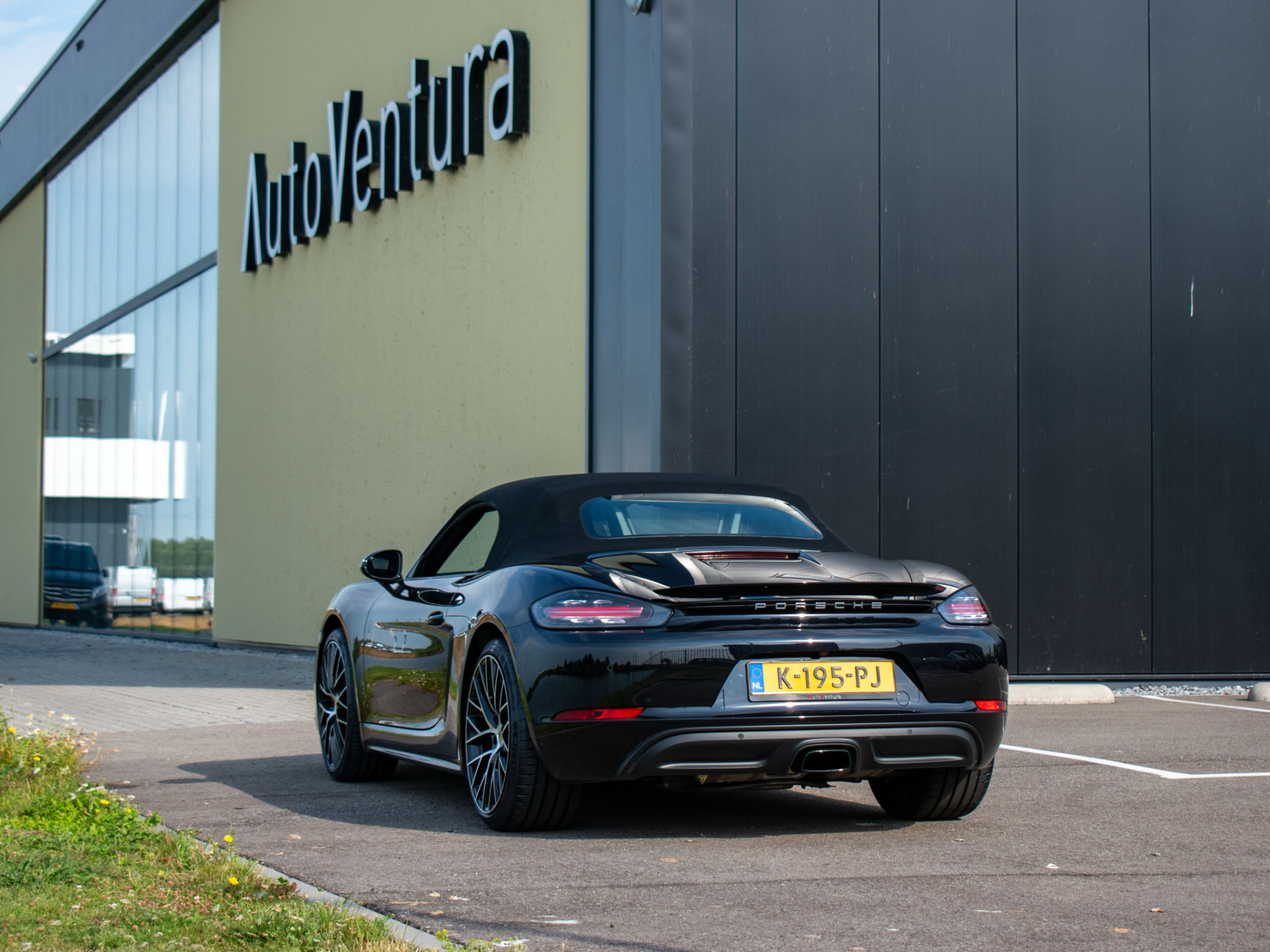 Porsche 718 Boxster 2.0 Turbo