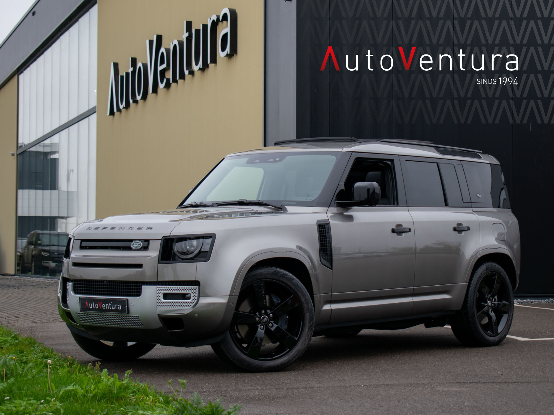 Land Rover Defender 2.0 P400e 110 X-Dynamic