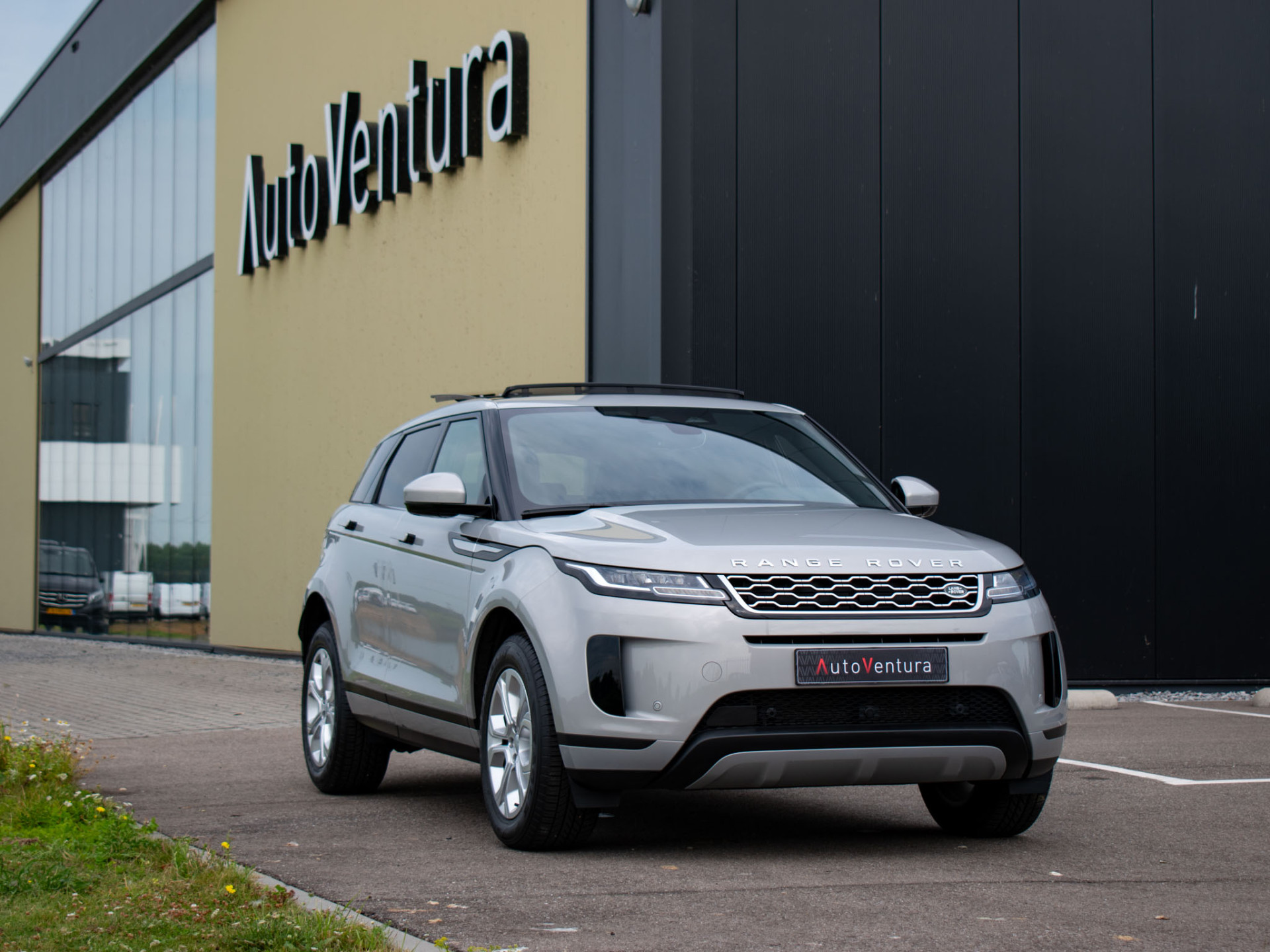 Land Rover Range Rover Evoque 1.5 P300e PHEV AWD S