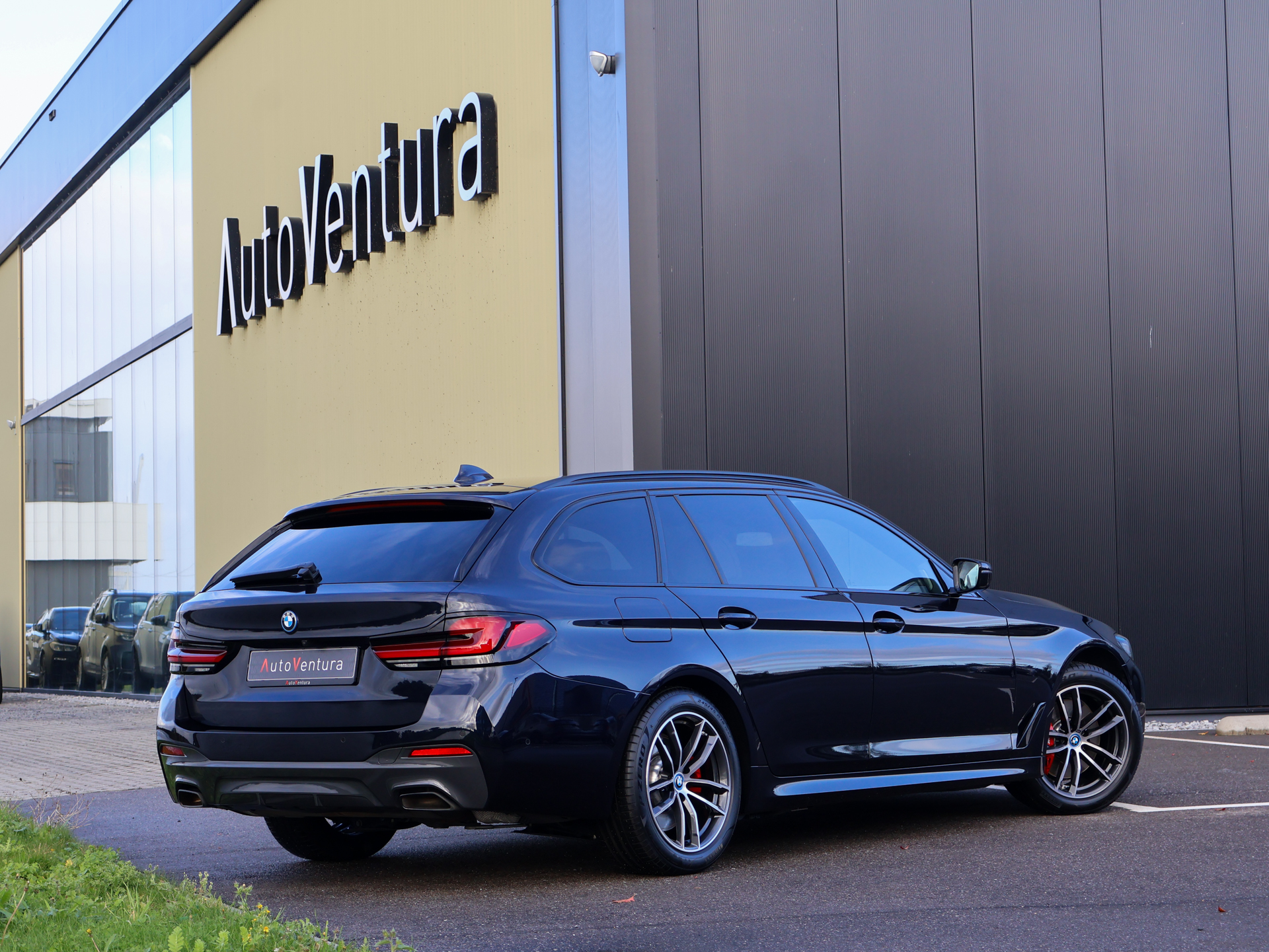 BMW 5 Serie Touring 530e xDrive M-Sport