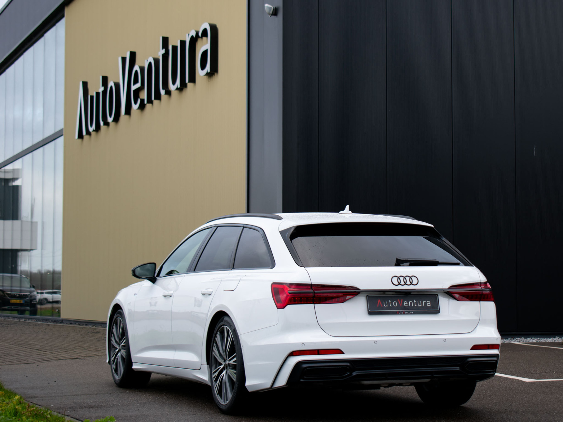 Audi A6 Avant 55 TFSI e quattro Pro Line S Competition