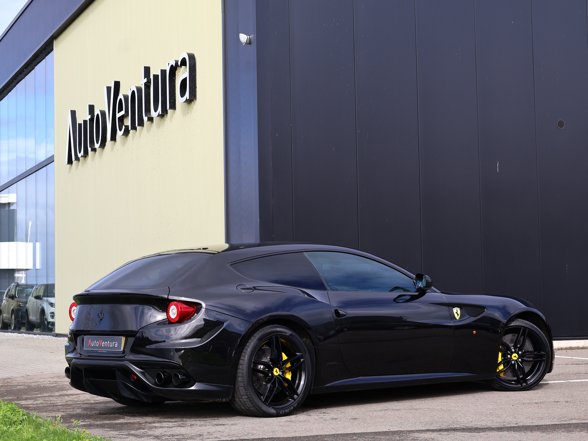 Ferrari FF 6.3 V12