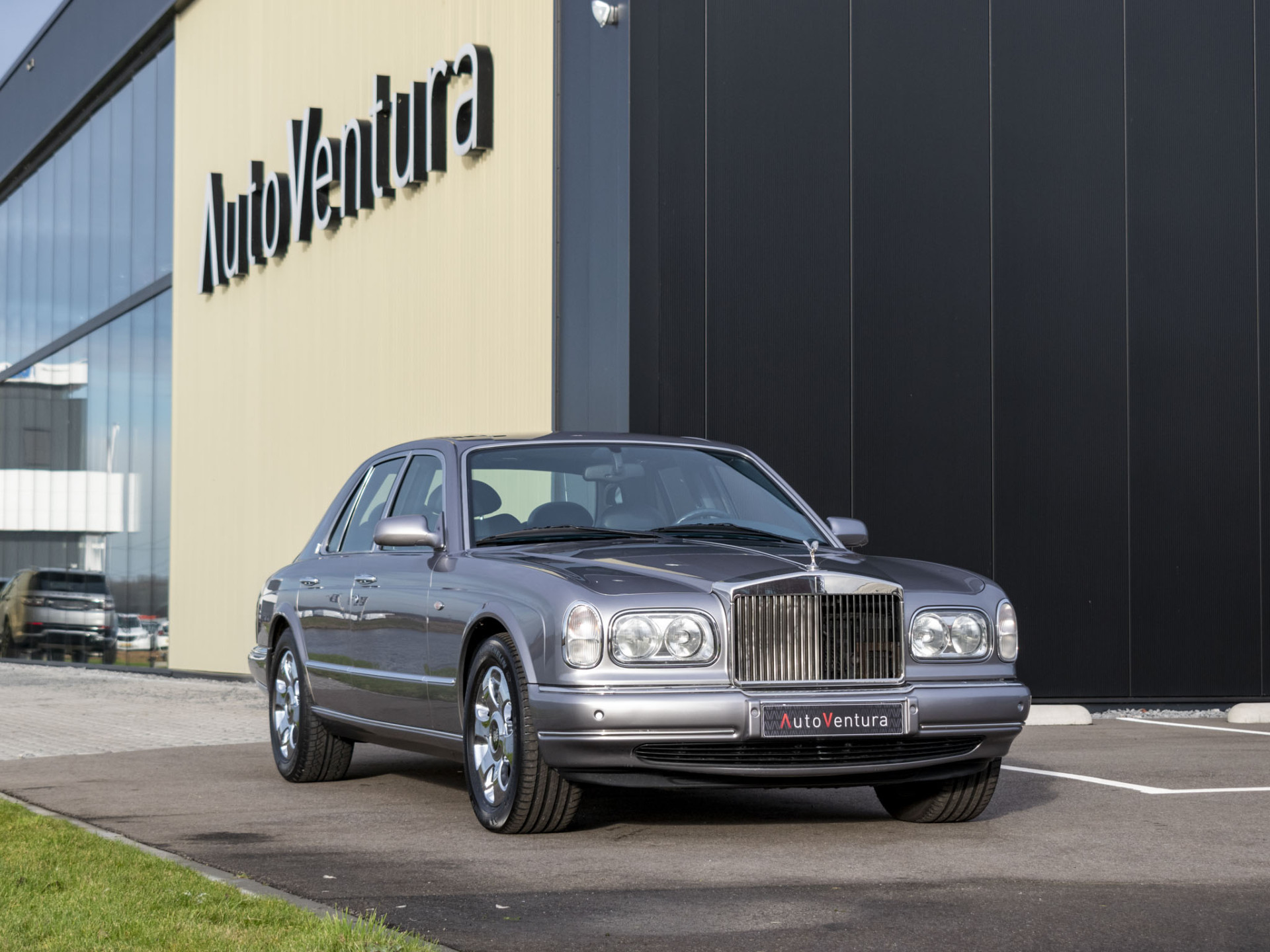 Rolls-Royce Silver Seraph 5.4 V12