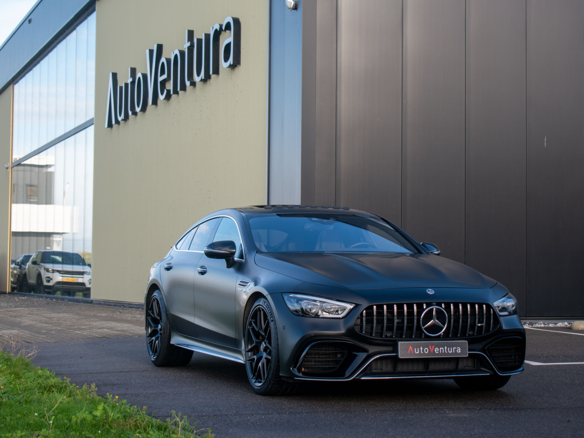 Mercedes-Benz AMG GT 4-Door Coupe AMG 63 S 4MATIC+ Premium Plus