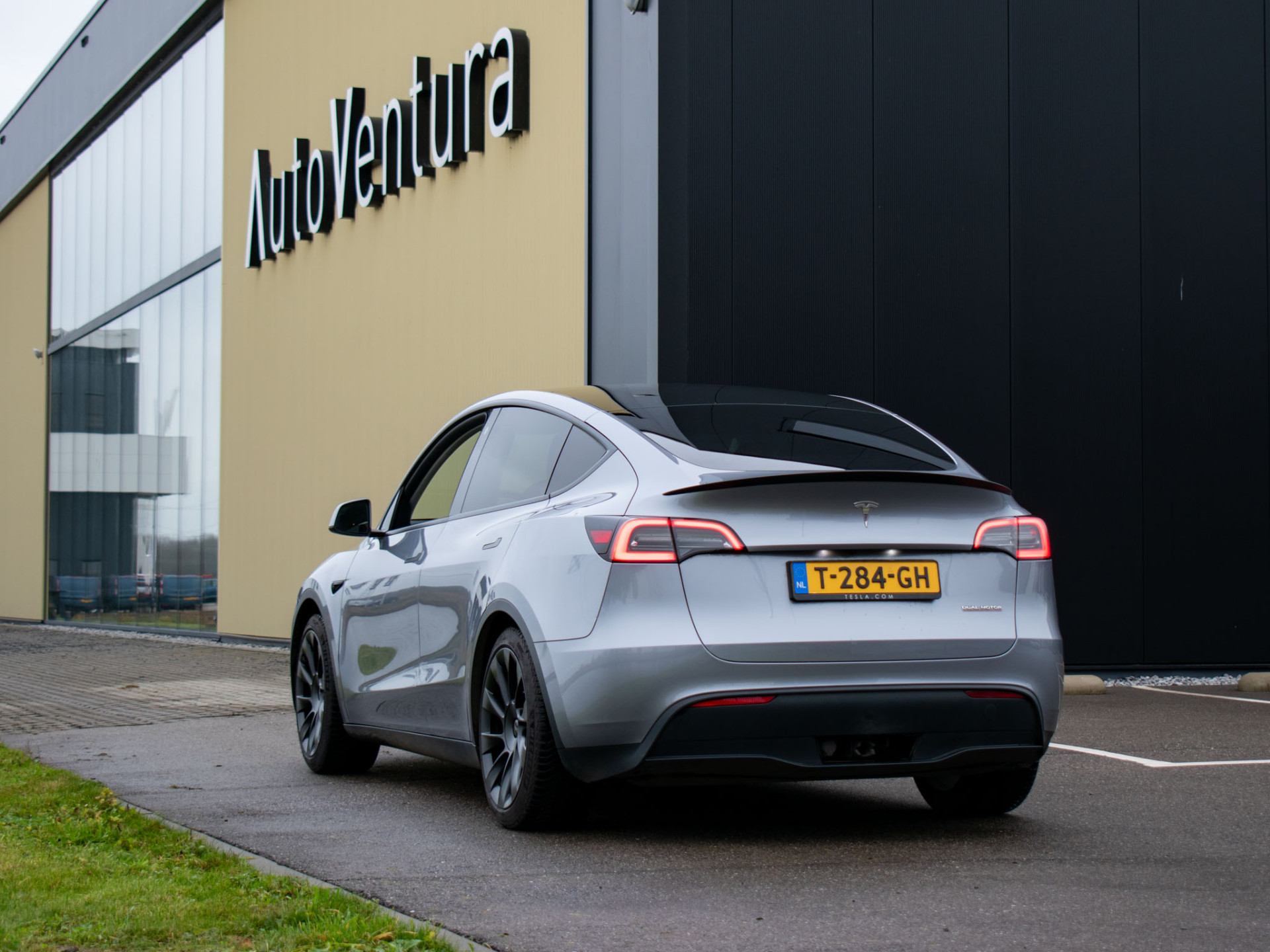 Tesla Model Y Performance AWD 75 kWh