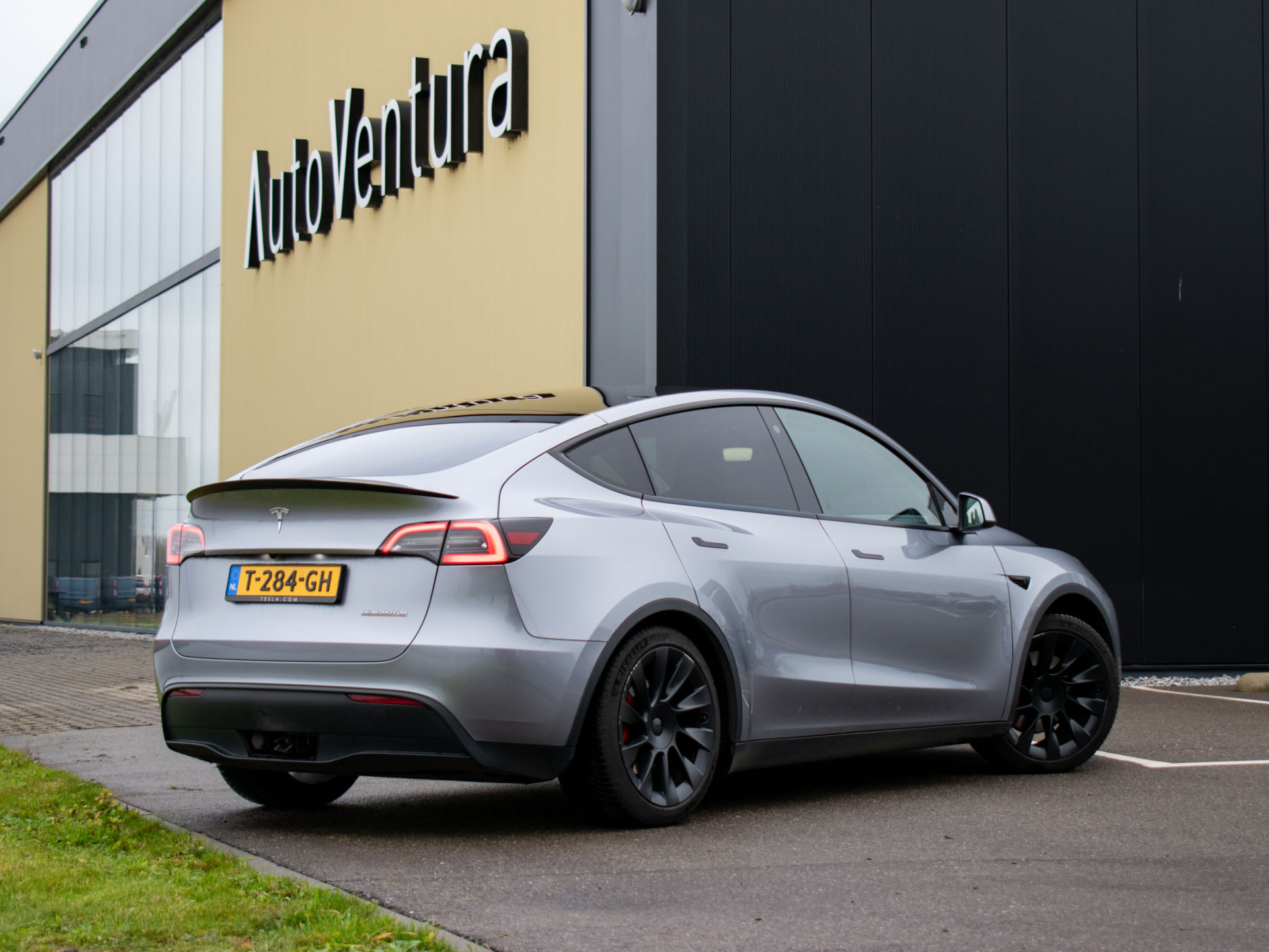 Tesla Model Y Performance AWD 75 kWh